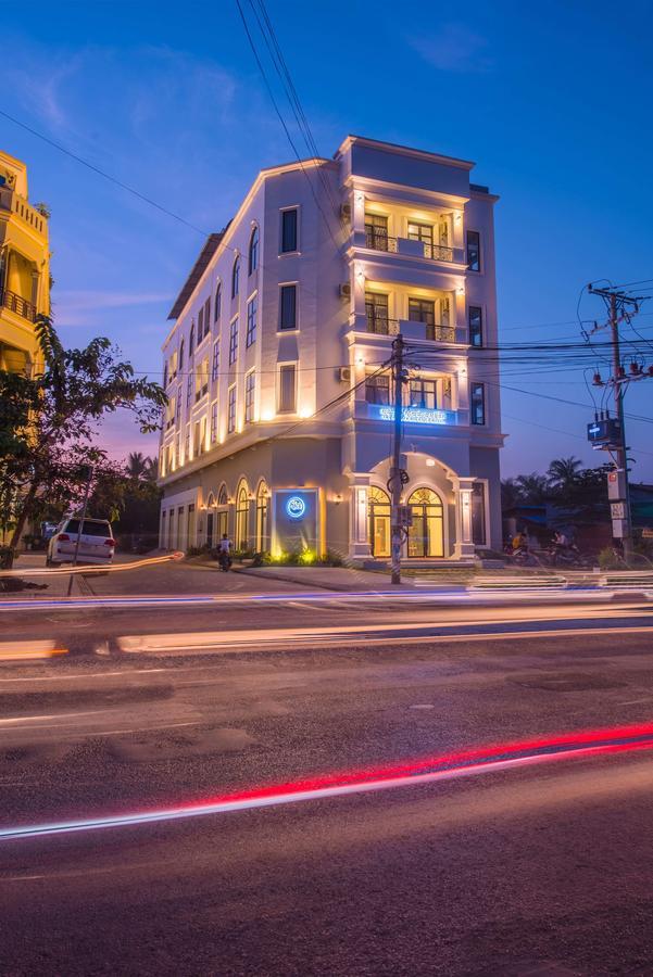 Sky Palace Boutique Hotel Баттамбанг Экстерьер фото