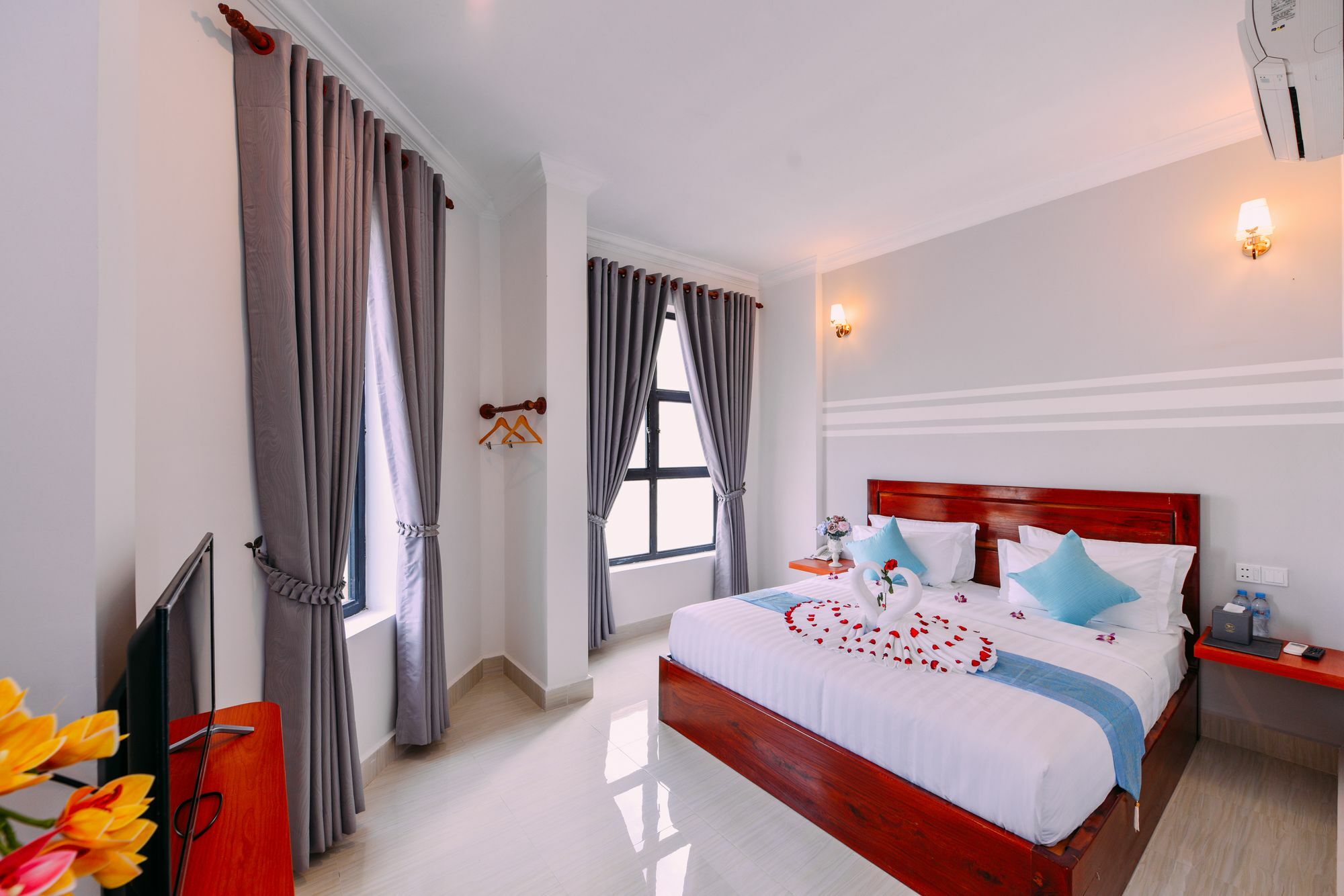 Sky Palace Boutique Hotel Баттамбанг Экстерьер фото