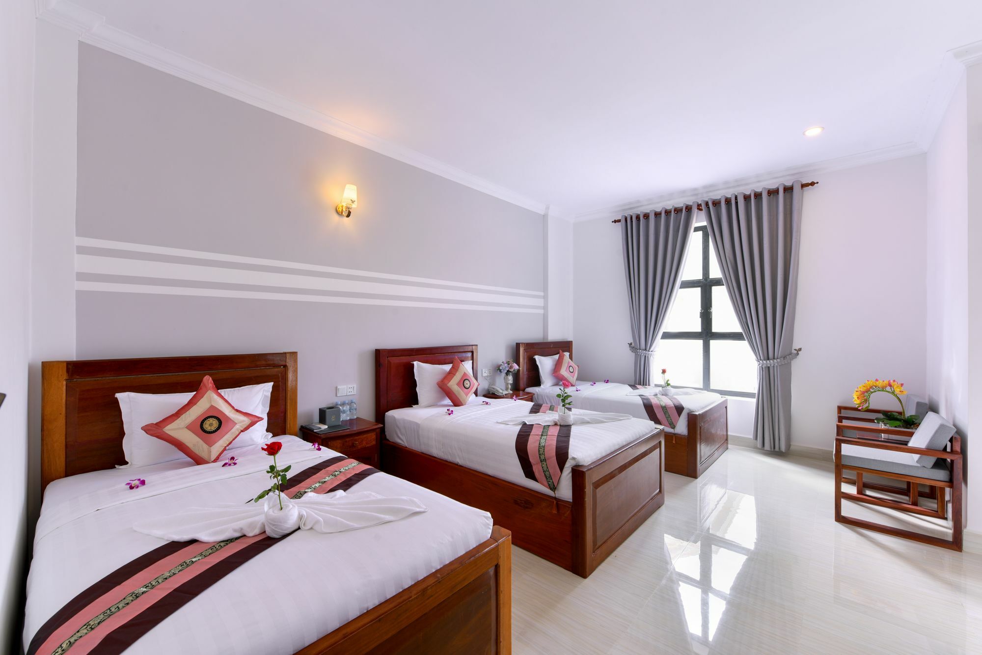 Sky Palace Boutique Hotel Баттамбанг Экстерьер фото