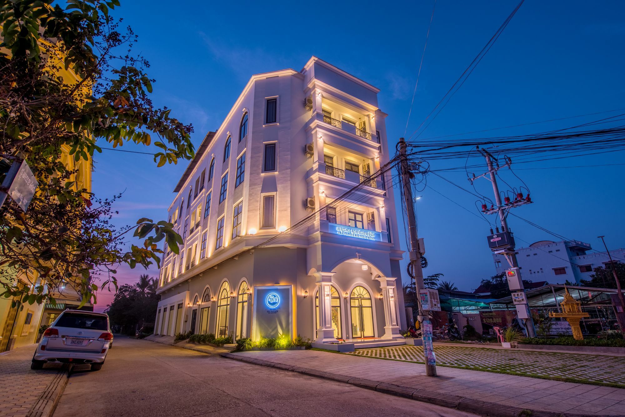 Sky Palace Boutique Hotel Баттамбанг Экстерьер фото